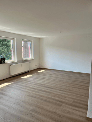 3 Zimmer mit Balkon zur Rückseite - ruhig und doch mitten drin!