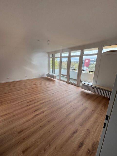 Wunderschön modernisierte 1-Zimmer-Wohnung im 4. Obergeschoss am Mexikoring in Hamburg (22297) – Hamburg – Vorschaubild 2