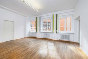 Charmante 4-Zimmer-Altbauwohnung im Herzen Augsburgs