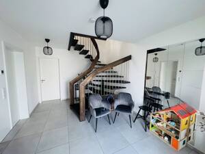 Moderne Doppelhaushälfte mit KfW-55-Standard, großzügigem Raumangebot und stilvollem Wohnkomfort! – 33699 Bielefeld – Vorschaubild 5