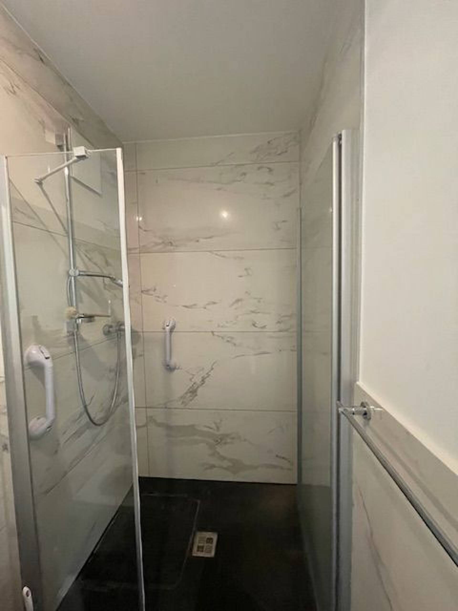 Etagenwohnung in 53177 Bonn - Bad Godesberg  mit 5.417 m² kaufen
