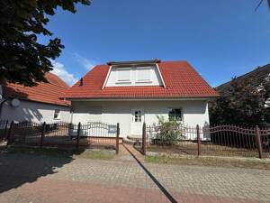 Komfortables Einfamilienhaus*gute Lage*Langzeitmiete*Rüdersdorf