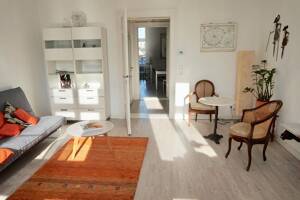 Light-Filled Designer Apartment near Glienicker Bridge - All-Inclusive Rent – 14467 Potsdam – Vorschaubild 7