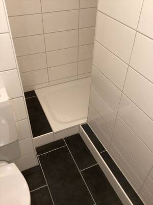 Mittendrin! Gemütliche 1-Zimmer-Wohnung mit Aufzug und neuem Bad – 40213 Düsseldorf – Vorschaubild 3