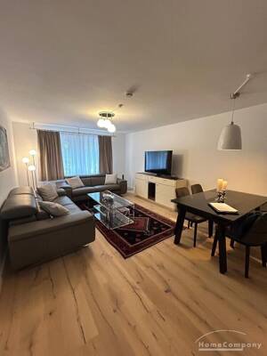 Modern möblierte 2-Zimmer-Wohnung mit Stellplatz in Neuhausen – 80634 München – Vorschaubild 1