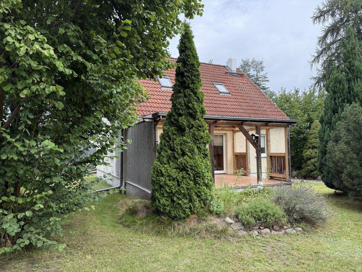 Lage, Lage, Lage - beste Lage in Großziethen "ruhiges EFH mit vielen Möglichkeiten" – Schönefeld – Bild 1 von 9