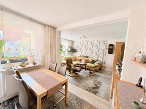 antaris Immobilien GmbH ** Traumhafte 90m² Altstadtwohnung in Erfurt** – 99084 Erfurt – Vorschaubild 4