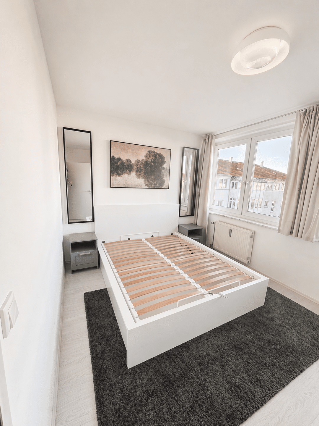 Sofort einziehen – voll möblierte 2-Zimmer-Wohnung in Top-Lage Regensburg – Regensburg – Vorschaubild 2