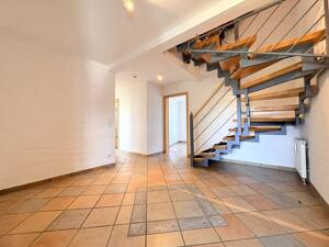 WOW! 170 m² -Platz-Traum-ETW mit Balkonen, 2 Duplexgaragen u.v.m. in Lauf a. d. Pegnitz – 91207 Lauf an der Pegnitz – Vorschaubild 3
