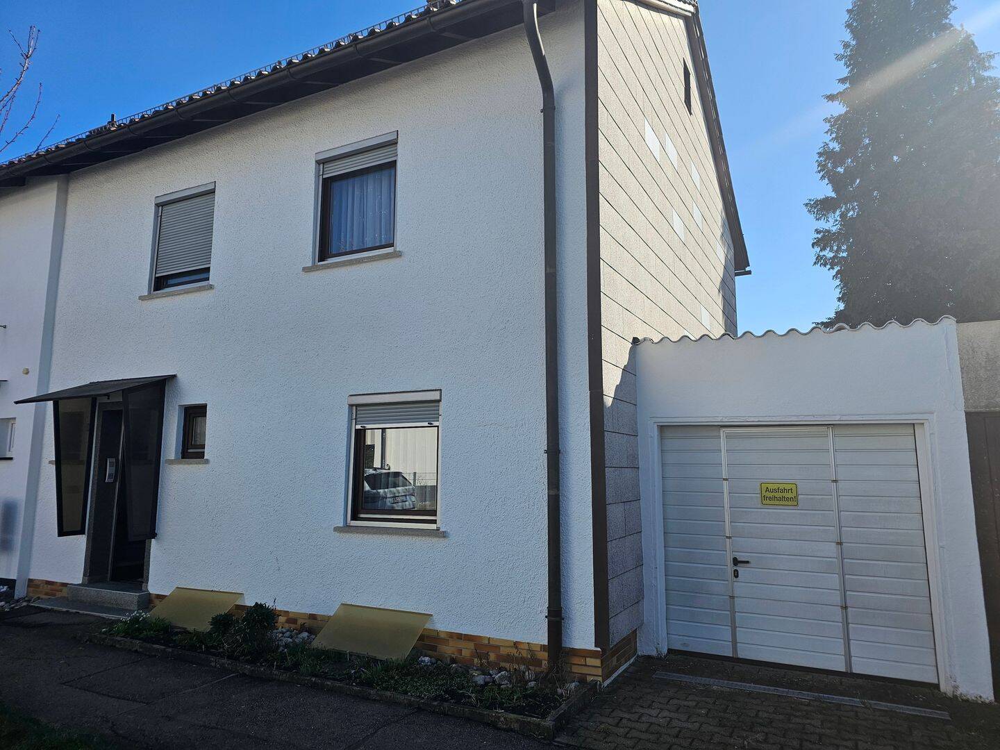 Familienfreundliches Haus mit Terrasse in Reutlingen im Stadtteil Römerschanze