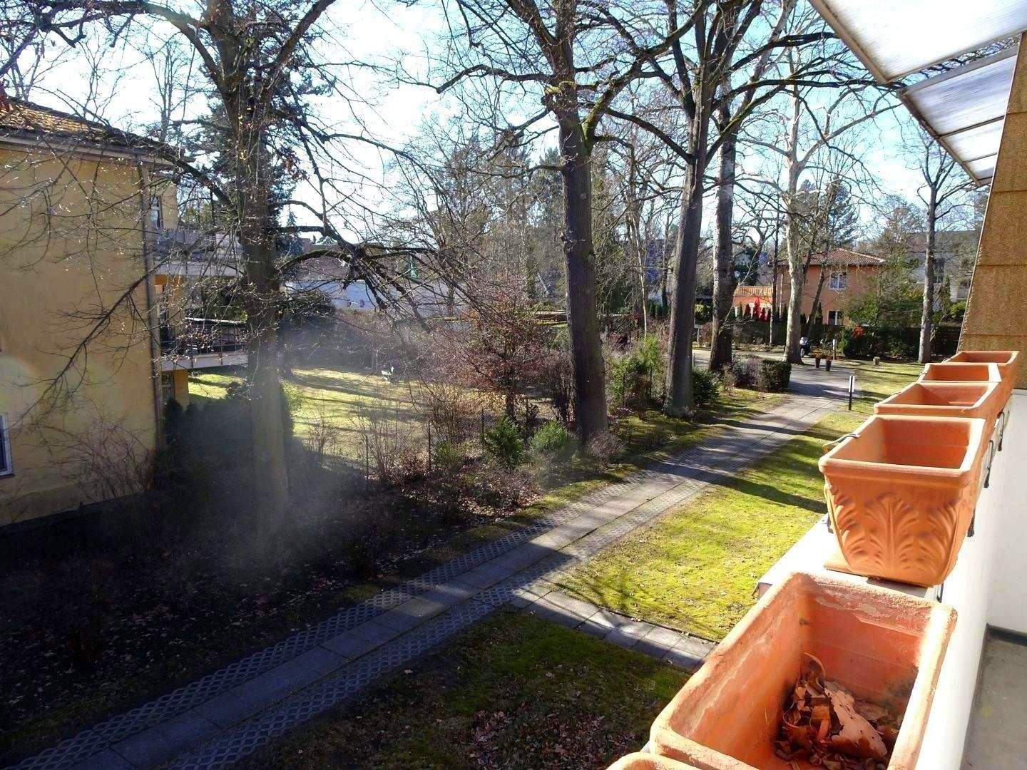 DG in Steglitz/Lankwitz: Kauf einfach gemacht: besichtigen, kaufen und einziehen :)) – Berlin – Vorschaubild 8