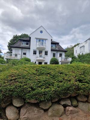 Traumwohnung mit Meerblick u. parkähnlicher Gartenanlage in Sackgasse