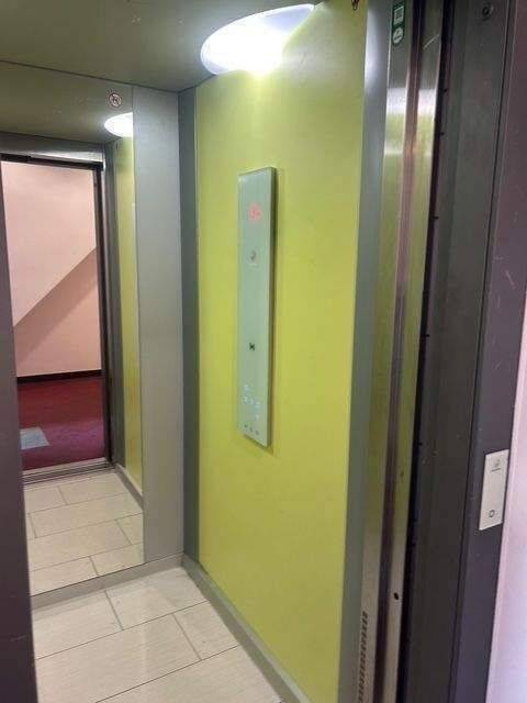 DG Wohnung / ruhig / zentrumsnah / Lift / denkmalgerecht saniert / Loggia – Leipzig – Vorschaubild 4