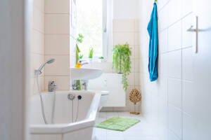 Ihre neue 3-Raumwohnung, Küche und Bad mit Fenster - sofort einziehen – 6124 Halle (Saale) – Vorschaubild 2