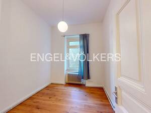 Großzügige Altbauwohnung mit Balkon und Aufzug! – 65185 Wiesbaden – Vorschaubild 9