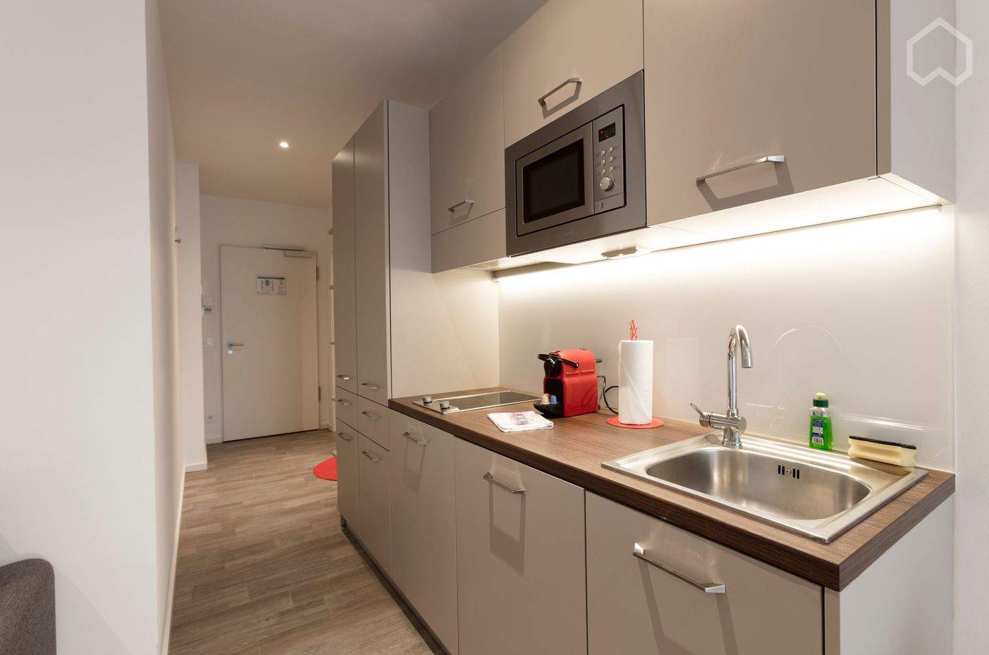 Großartiges Apartment mit Küche in zentraler Lage – München – Vorschaubild 5