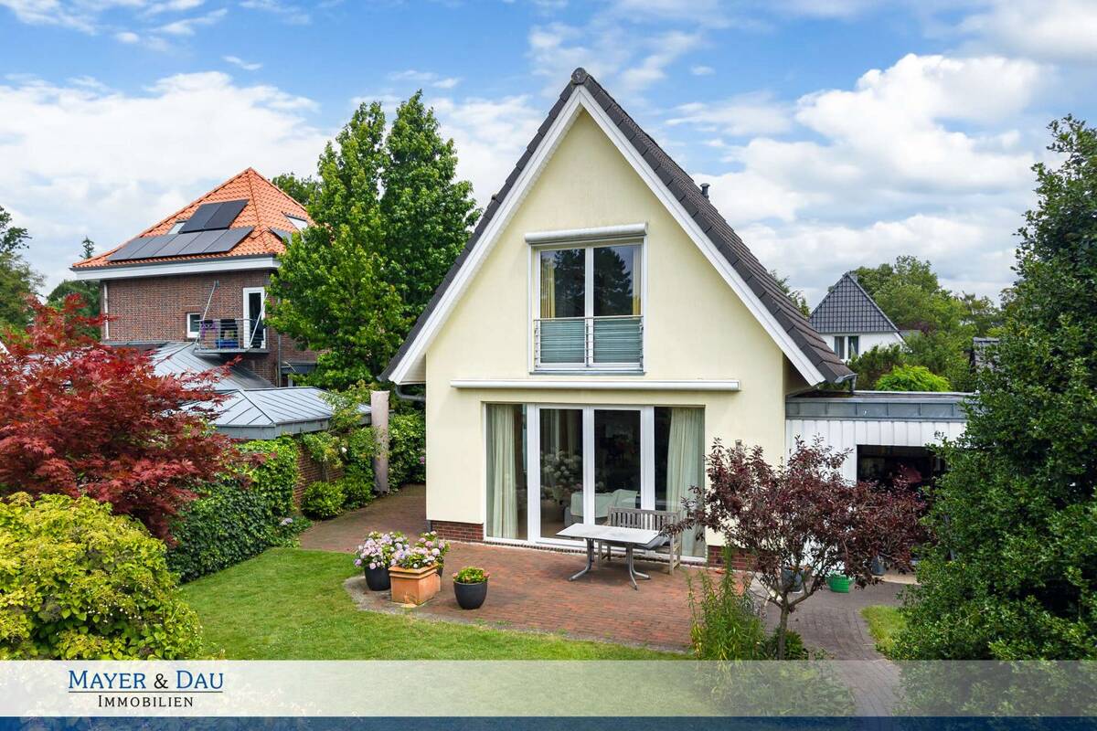 Traumhaftes Einfamilienhaus in ruhiger Wohnlage nähe Universität, Obj. 9980 – 26129 Oldenburg – Bild 1 von 9