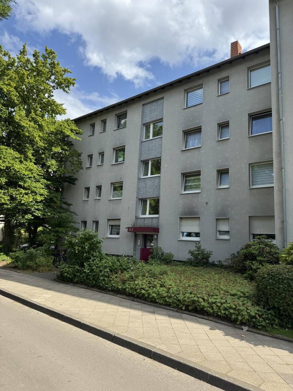 SOMMERAKTION ! Schöne 3- Zimmer Wohnung in Holthausen - Bezugsfrei zum 01.10.26-Provisionsfrei! – 40589 Düsseldorf – Bild 1 von 4