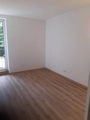 Schöne, frisch renovierte 2-Zimmer Wohnung, direkt am Schloß Broich – 45479 Mülheim an der Ruhr – Vorschaubild 4