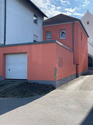 Zentral und trotzdem im Grünen! - Charmante Maisonettewohnung am Regenufer in Regensburg – 93057 Regensburg – Vorschaubild 4