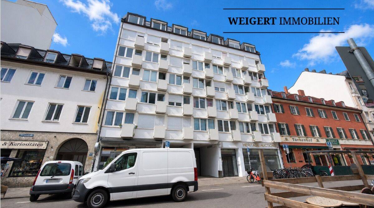 WEIGERT: Modernisierte, helle 1-Zimmer-Wohnung mit kleinem Balkon in zentraler Lage in Maxvorstadt