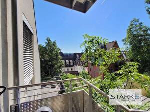 Ruhig gelegene Stadtwohnung mit elegant geschwungenem Balkon Richtung Festungsberg – 97082 Würzburg – Vorschaubild 5