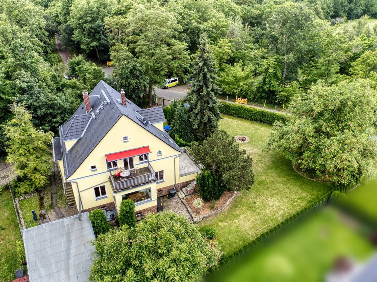 Einmalige Gelegenheit: Herrschaftliche Villa aus 1928 in unbeschreiblicher Lage – 4318 Leipzig – Bild 1 von 9