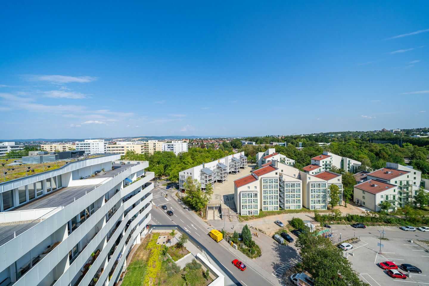 Moderne 2-Zimmer-Wohnung im 12. Obergeschoss mit herrlicher Aussicht