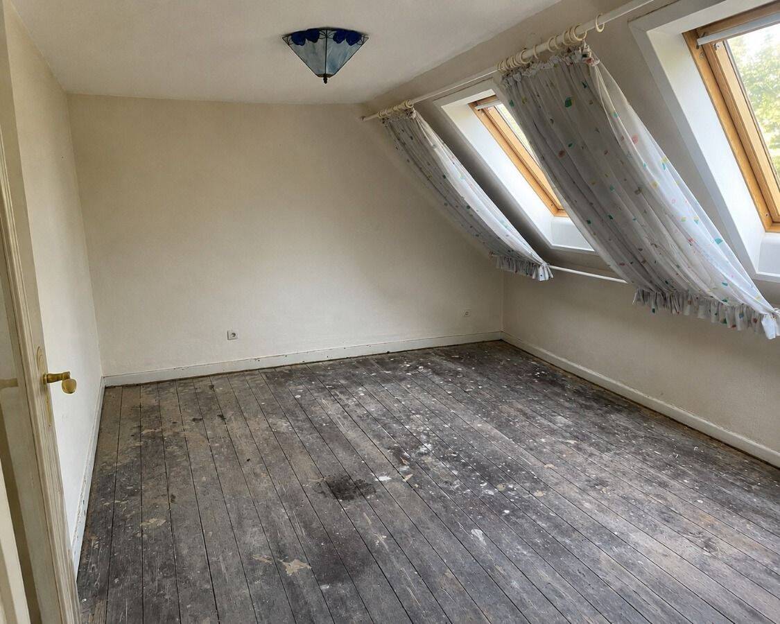 Chakteristisches Reihenmittelhaus mit individuellem Gestaltungspotenzial – Hannover – Vorschaubild 9