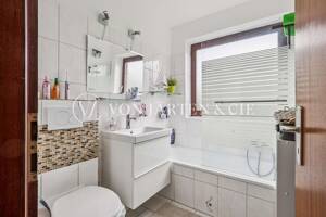 LICHTDURCHFLUTETE 2-ZIMMER-WOHNUNG MIT BALKONEN IN RUHIGER LAGE VON BRAMFELD – 22175 Hamburg – Vorschaubild 6