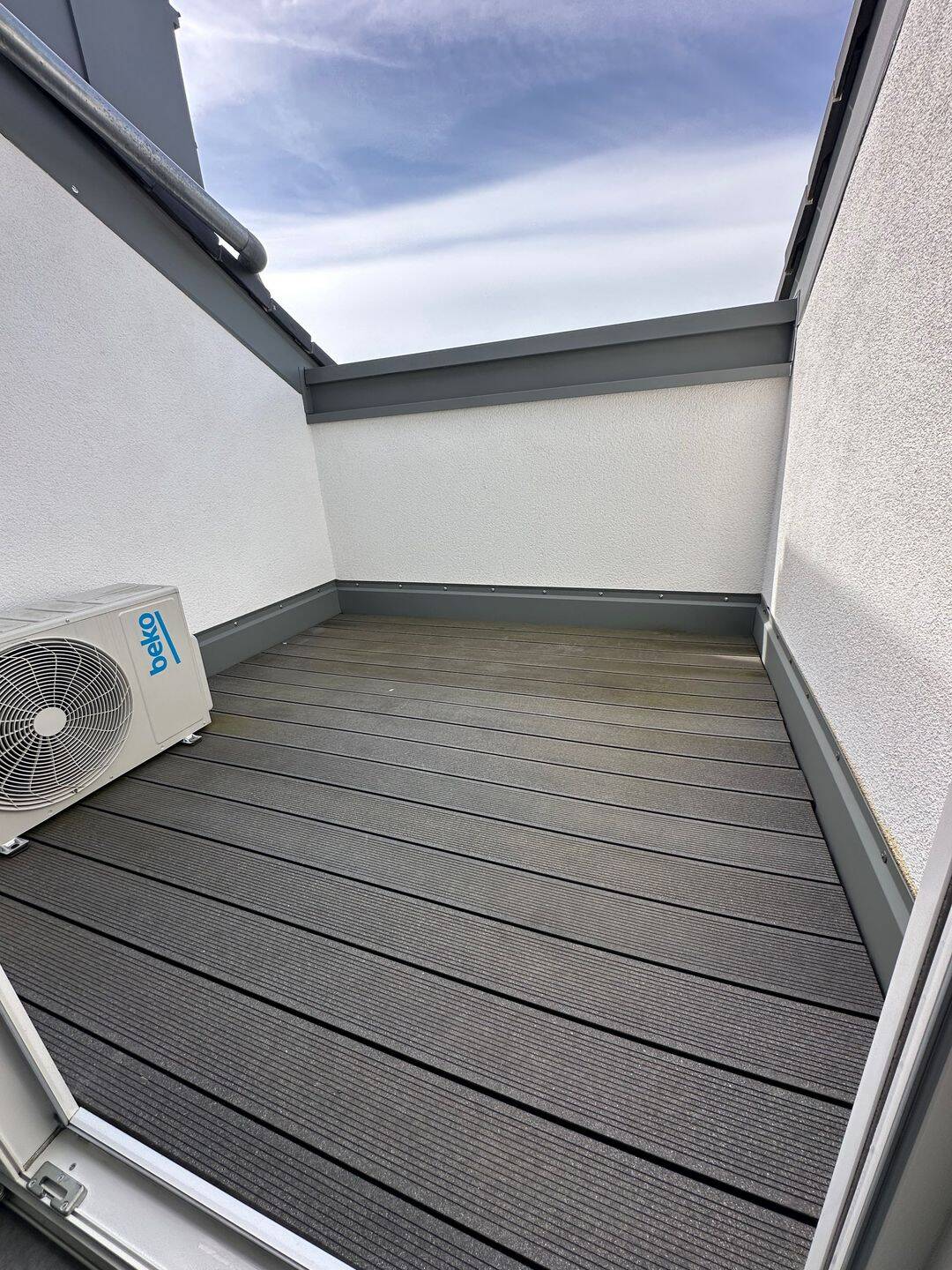 Moderne 3 Zi Wohnung in DG 70qm Terasse Klima Kernsaniert im Fürth Sack – Fürth – Vorschaubild 8