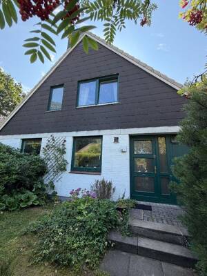 Architektenhaus mit großem Garten in begehrter Wohnlage von Hamburg-Poppenbüttel