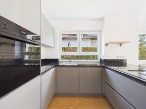 AM HART: Modernes Wohnglück im Münchener Norden: Neubau-Doppelhaushälfte zum Erstbezug mit Südgarten – 80939 München – Vorschaubild 9