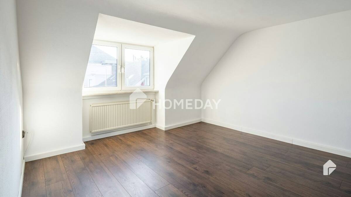 Helle 2-Zimmer-Wohnung für Kapitalanleger mit EBK in Freiburg im Breisgau – 79104 Freiburg im Breisgau – Bild 1 von 9