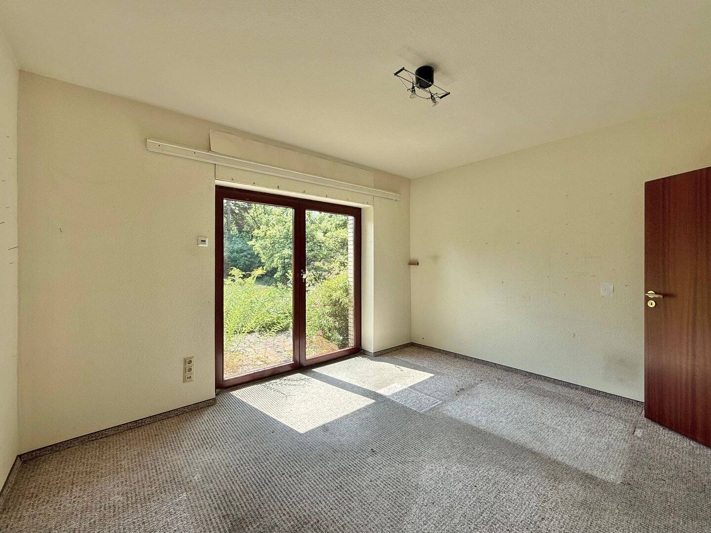 Solides & großzügiges Architektenhaus mit schönem Garten in reizvoller Wohnlage – Burgwedel – Vorschaubild 8