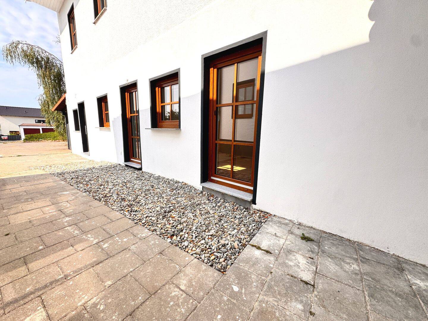 Provisionsfrei - Renovierte 3 Zimmer Wohnung mit Terrasse und Stellplatz in Heßdorf – Heßdorf – Vorschaubild 6
