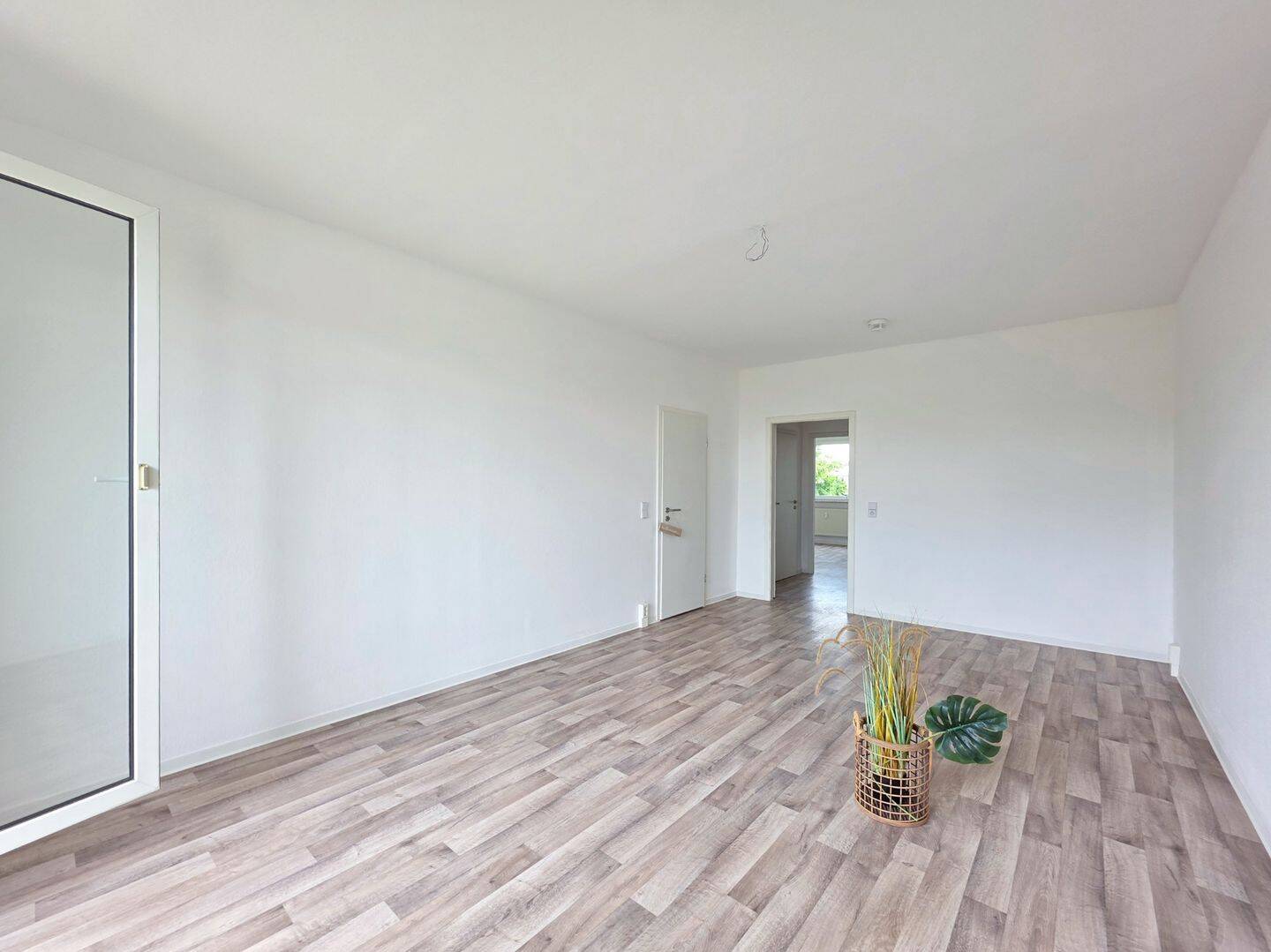 Für Sportbegeisterte - hübsche Wohnung mit Einbauküche – Magdeburg – Vorschaubild 8