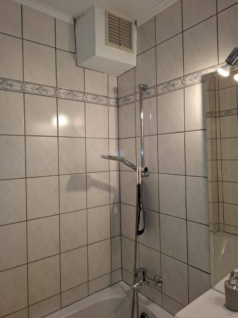 78QM Wohnung - 2 Schlafzimmer, Balkon, Badezimme mit Wanne – Krefeld – Vorschaubild 2