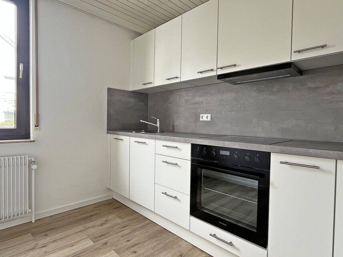 Ihr neues Zuhause in Metzingen - Frisch sanierte 3-Zimmer-Wohnung mit Wohlfühlcharakter! – Metzingen – Vorschaubild 4