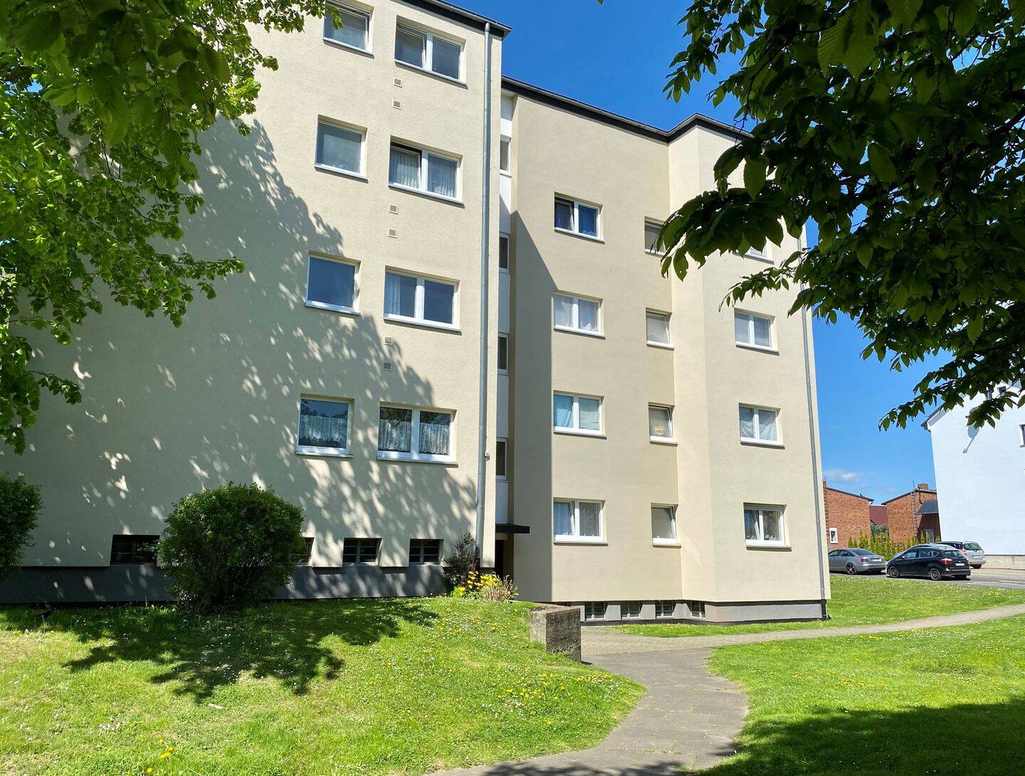Gemütliche 3-Zimmer-Wohnung in ruhiger Lage in Fritzlar - 1M