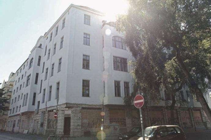 SPREE-LAGE, HELL & GROSSZÜGIG - DIELEN & STUCK - ZUR ZEIT VERMIETET – Berlin – Vorschaubild 2