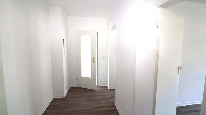 2-Zimmer im Erdgeschoss im gemütlichen Altbau mitten in Grünen – Chemnitz – Vorschaubild 4