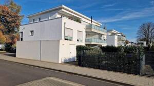 Traumhafte Penthousewohnung in nicht duplizierbarer Lage zum Nordpark gelegen ! Große Terrasse 2 Stellplätze in der TG ! – 41179 Mönchengladbach – Vorschaubild 4
