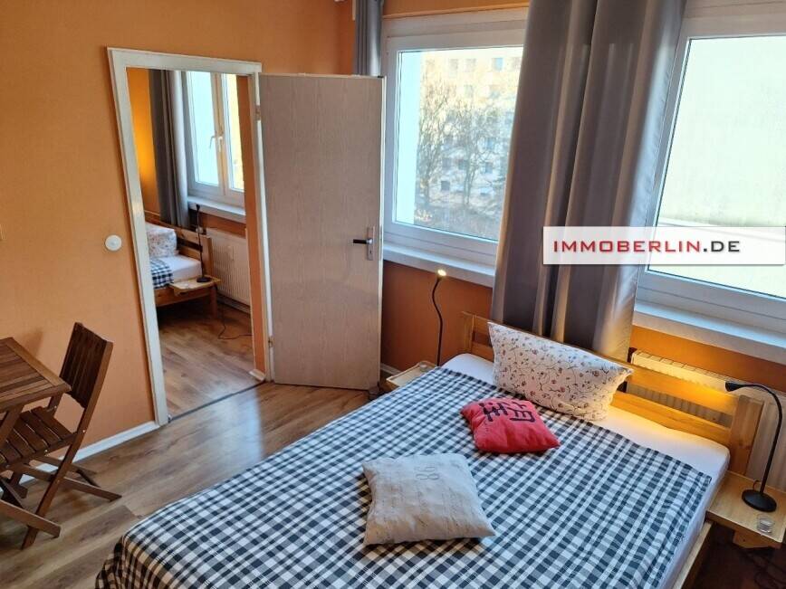 IMMOBERLIN.DE - Lichtdurchflutete Wohnung in familiärer Lage beim Volkspark Friedrichshain – Berlin – Vorschaubild 8