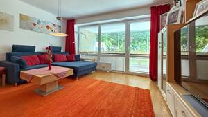 Lichtdurchflutete Erdgeschosswohnung mit Traumgarten und Tiefgaragenstellplatz - Wentzel Dr. – 22391 Hamburg – Vorschaubild 6