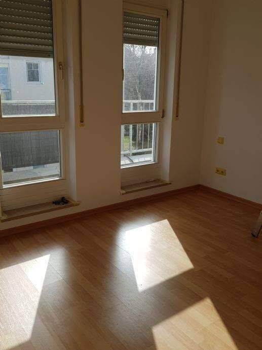 Lichtdurchflutete sonnige 2-R-Terrassenwohng. in ruhiger grüner Lage von Dresden-Cotta – Dresden – Vorschaubild 7