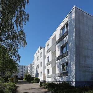 Schicke Wohnung im Grünen // 4.OG Links