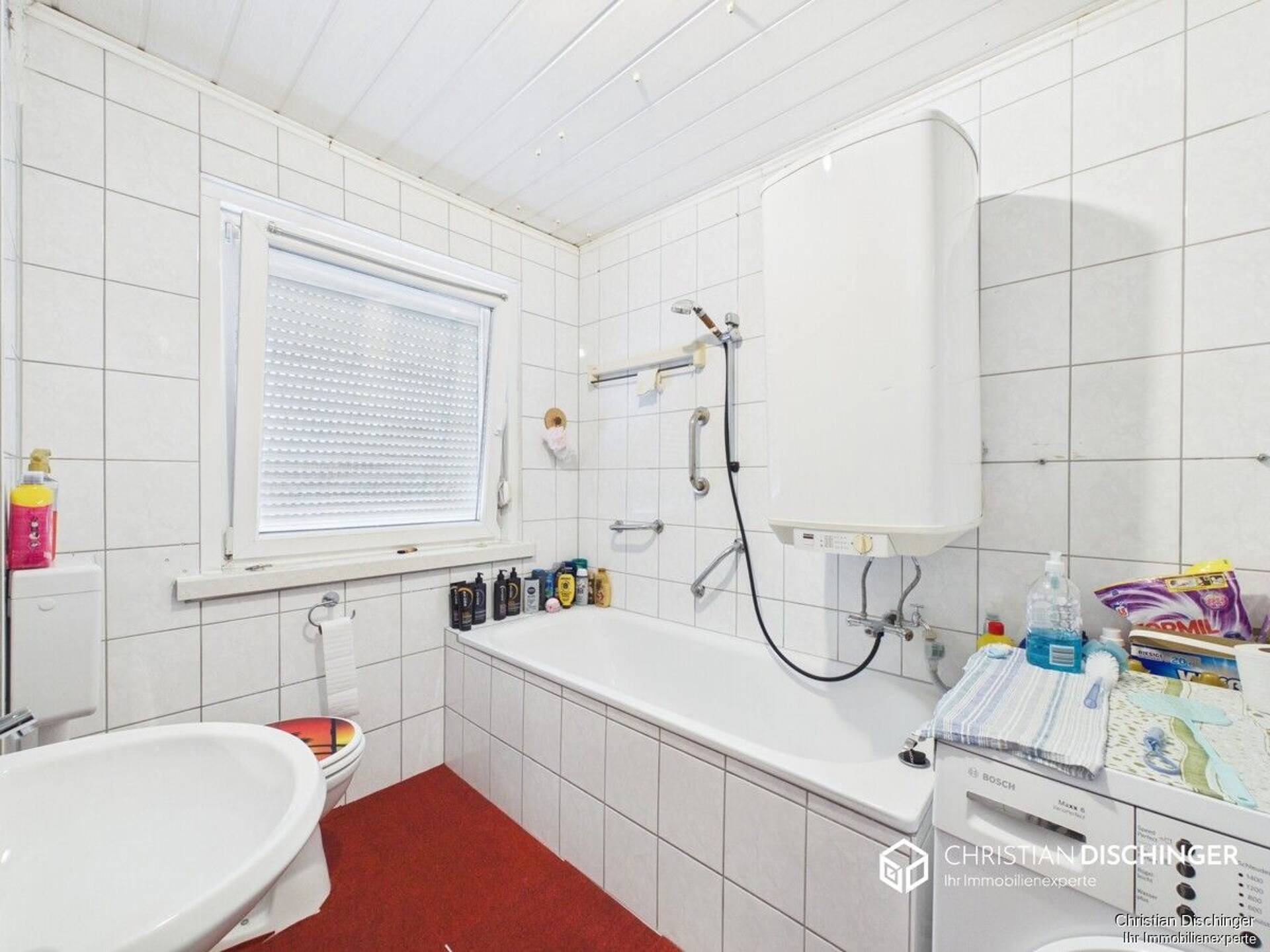 Mehrfamilienhaus in 93055 Regensburg / Schwabelweis mit 421 m² kaufen