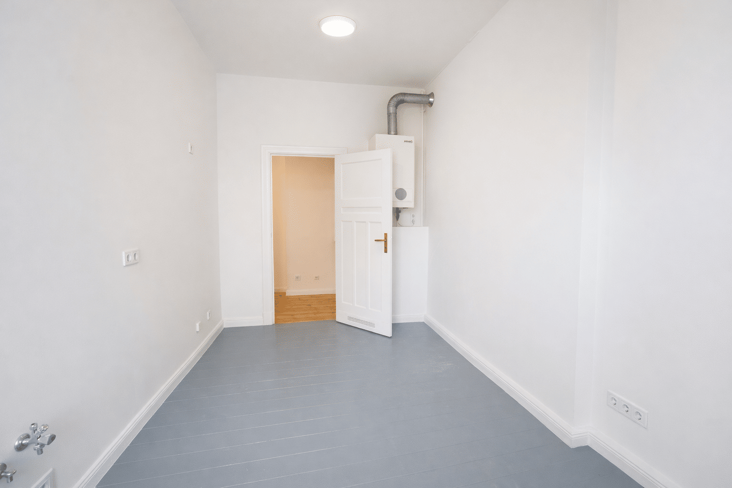 Renovierte 2,5-Zimmer-Altbauwohnung mit Südbalkon und bezugsfrei! (WE 46) – Berlin – Vorschaubild 7
