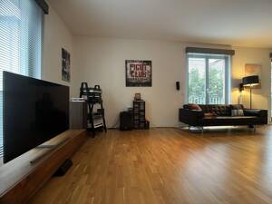 Provisionsfrei: Wunderschöne, ruhig gelegene Dachterrassenwohnung in Frankfurt Bornheim – 60385 Frankfurt am Main – Vorschaubild 5